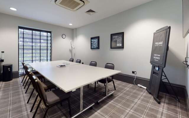 Village Hotel Leeds South