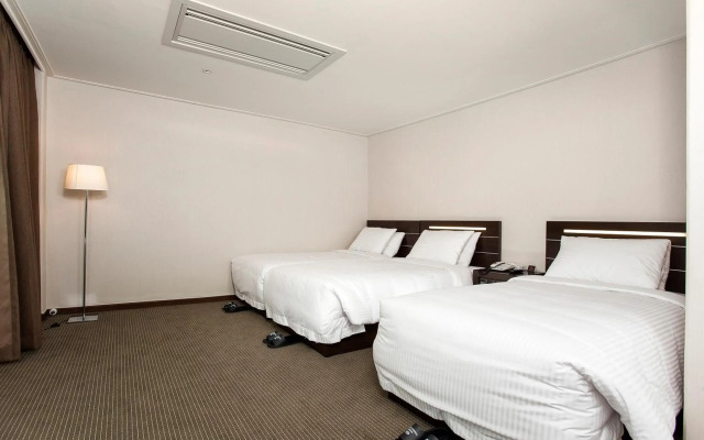 Busan Tourist Hotel