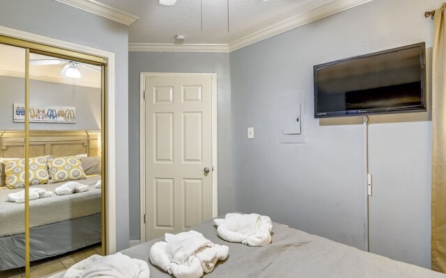 Victorian 9326-Deja Blue - 1 Br Condo