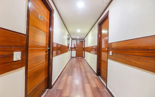 Fabhotel Dwarka Suites