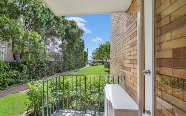 Chic 1-bed Apartment by Balmoral Beach