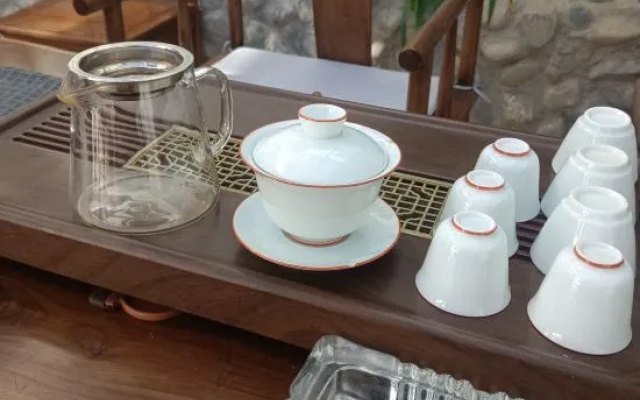 Dali Langhai 30 Yisu (Erhai Ecological Corridor Branch) – Restaurant – Dali