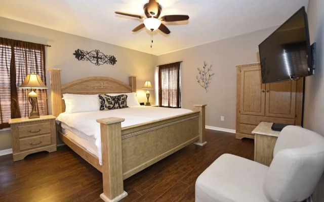 Watersong Holiday Villa