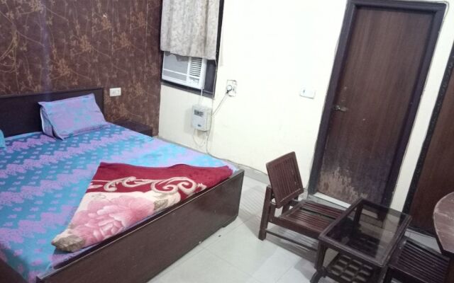 Akash Guest House