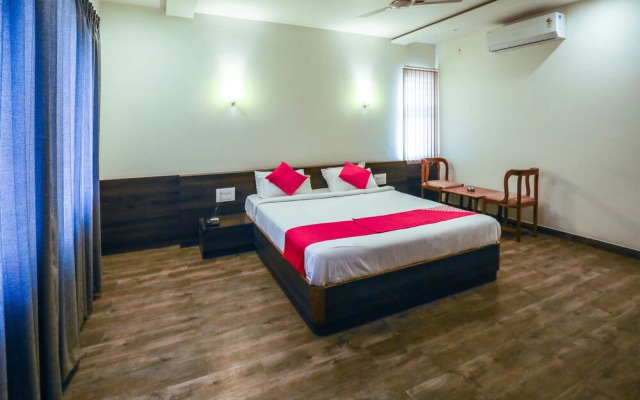 OYO 28365 Hotel The Cult