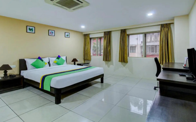 Treebo Trend La Paradise, Pune