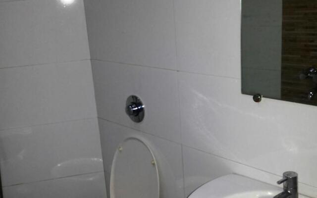 OYO 12209 Hotel Anupama