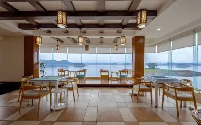 Changshouhu Holiday Hotel