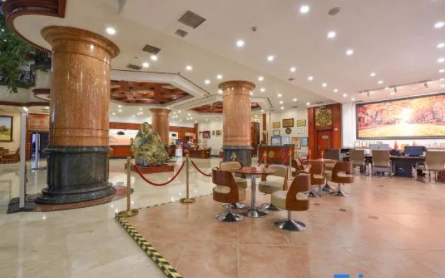 Zhonglian Hotel - Dandong