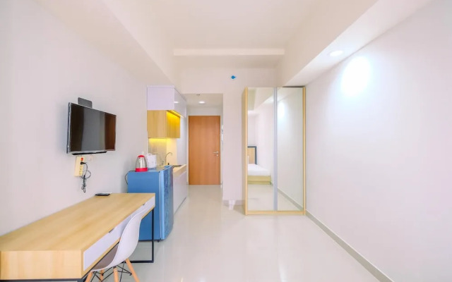 Cozy Stay and Comfort Studio at Evenciio Margonda Apartment