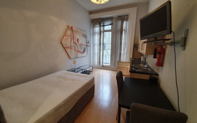 Studio Apartment in South Kensington 12