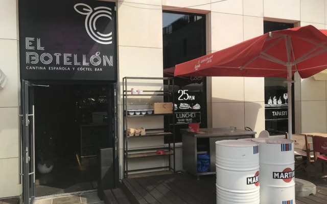 P&O Apartments Solec 13 with AC