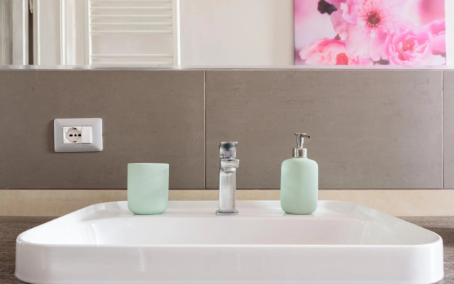 Chiarilù near the center Politecnico Fair and City Life