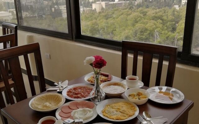 Alqimah Serviced Hotel Apartments