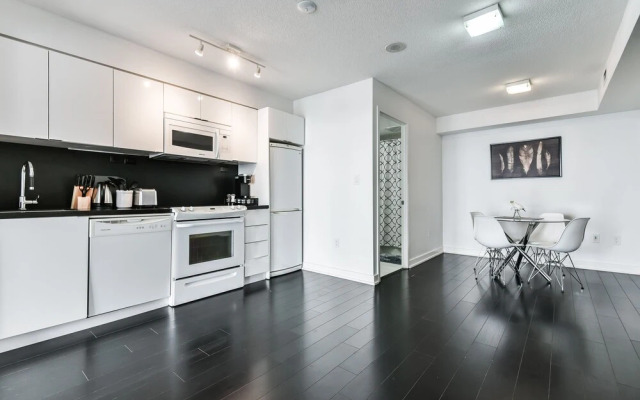 Iceboat Terrace Luxury Condos