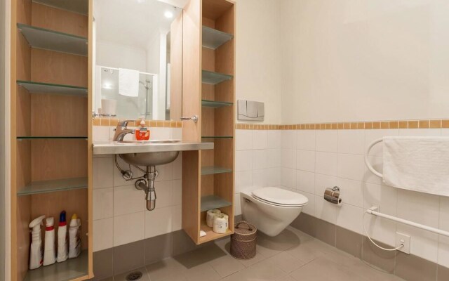 QV CBD Waterfront Apartment Balcony Wifi - 707