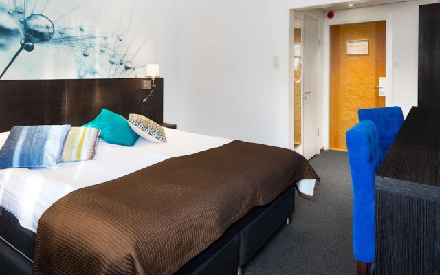 First Hotel Statt
