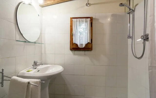 Charming Tuscan Stay With Pool