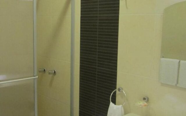 Plaza Real Hotel