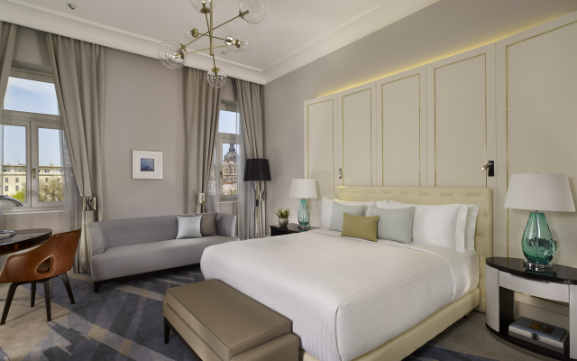 Al Habtoor Palace Hotel