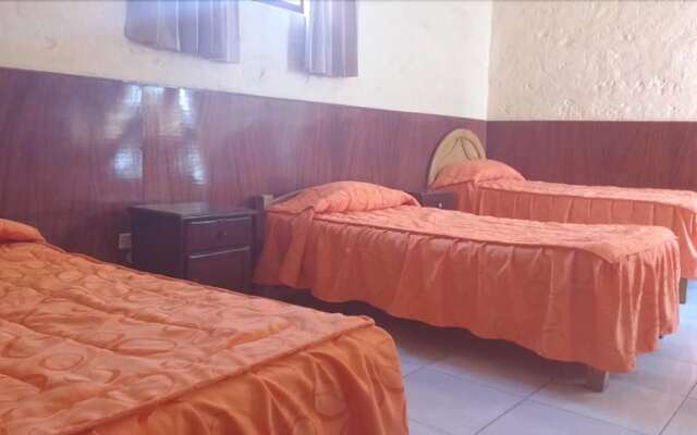 Hostal San Pancho - Hostel