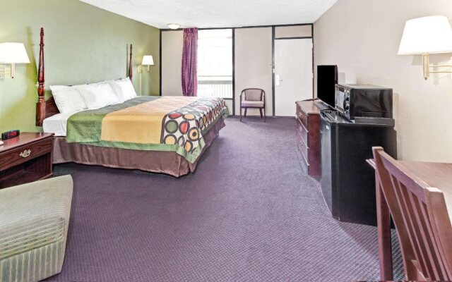 Super 8 Motel Carrollton CA