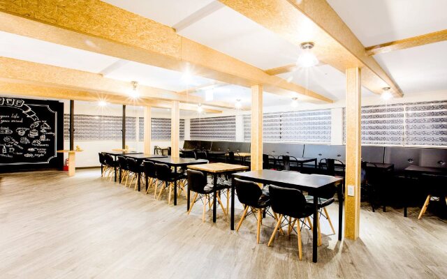 RF Hotel - Zhongxiao