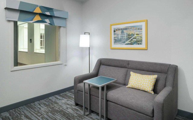 Hampton Inn & Suites Atlanta-Downtown