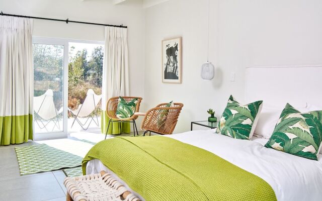 White Light The Rooms - Adults Only