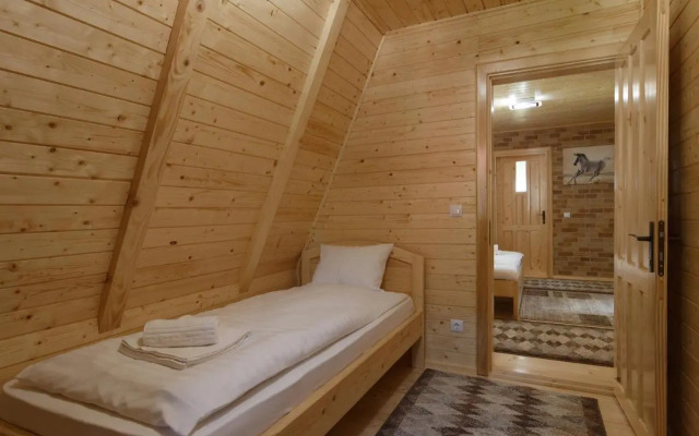 Centrul De Echitatie Poiana Brasov