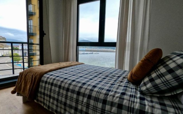 Apartamento con balcón y vistas al mar II
