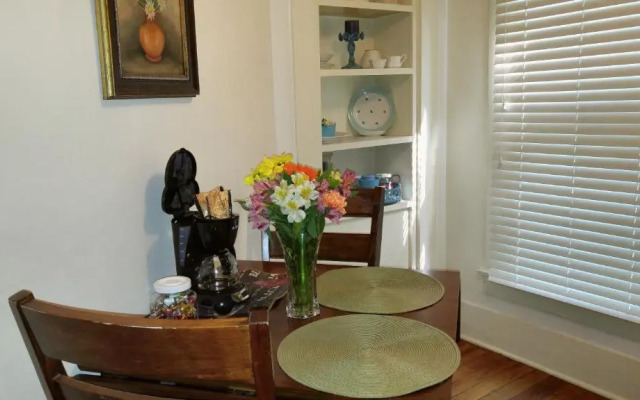Hidden Springs Bed & Breakfast