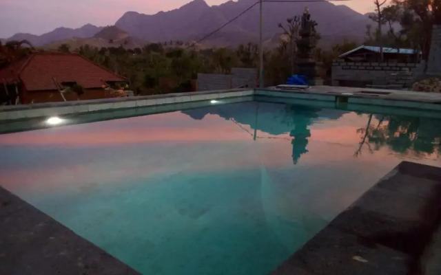 Eliska Sari Bungalows