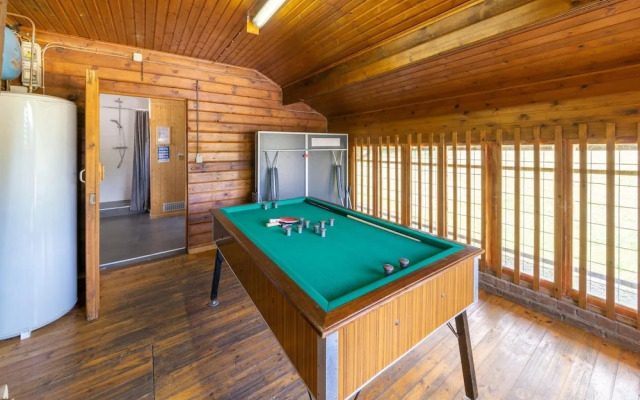 Majestic Chalet in Durbuy 200 Meters From the Golf