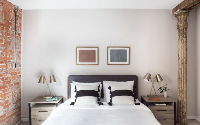 Architectural 1BR in Irish Channel by Sonder