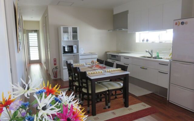 Okinawa Guest House Urizun