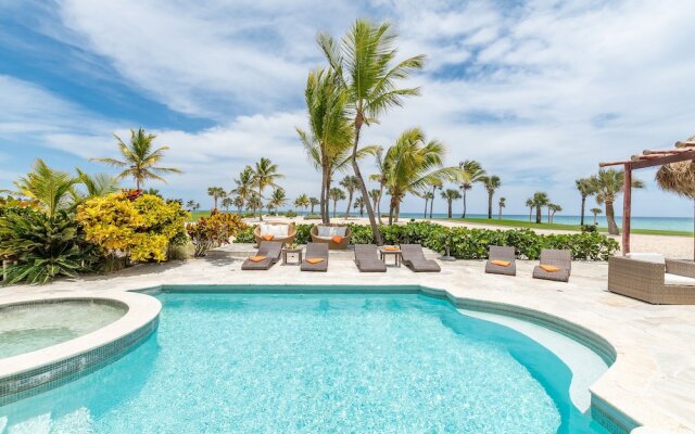 Ocean View Villa with Pool Chef Butler