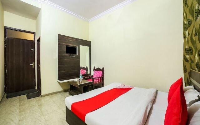 Oyo 36289 Hotel Maurvi