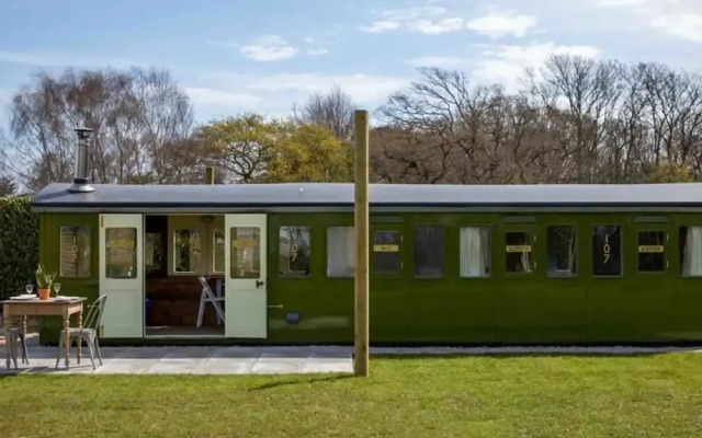 Unique Comfy Remodelled Railway Carriage