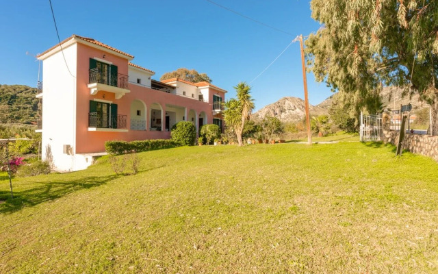 Irini Apartments
