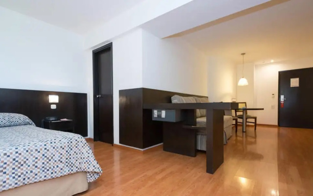 Urquiza Apart Hotel & Suites