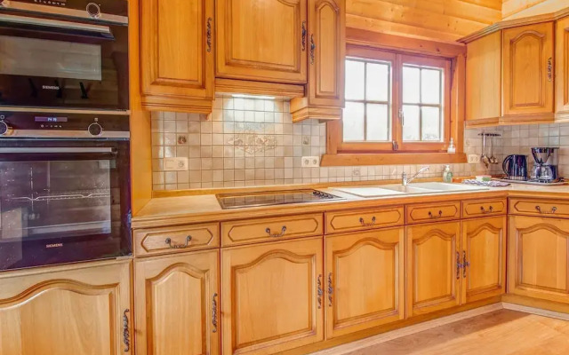 Vintage Chalet in Sougné-Remouchamps near Ardennes Forest