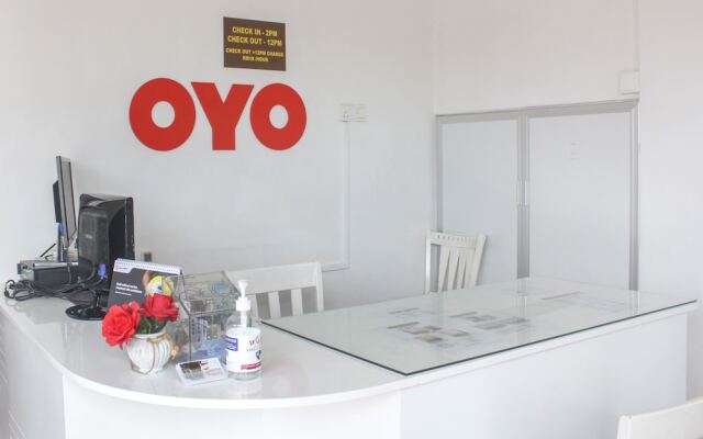 Oyo 90035 Star Hotel