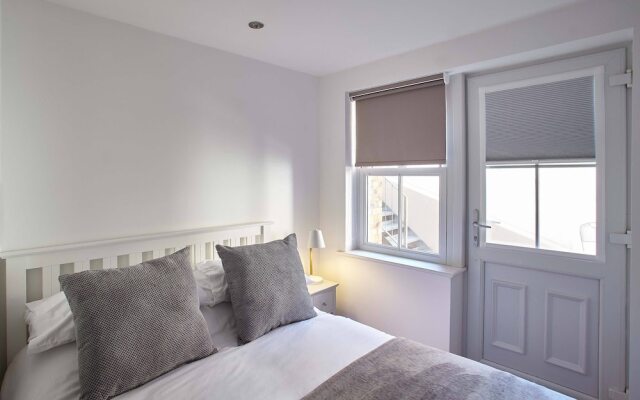 Park View Apartment
