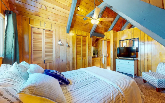 Big Bear Bungalow #643