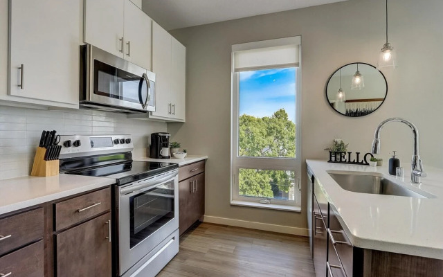 FRONTDESK The Central Apts Minneapolis