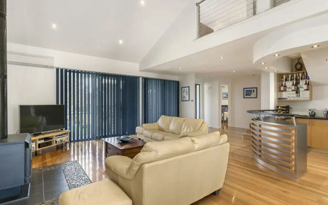 Beachside Luxury - PET Friendly - Surf Side