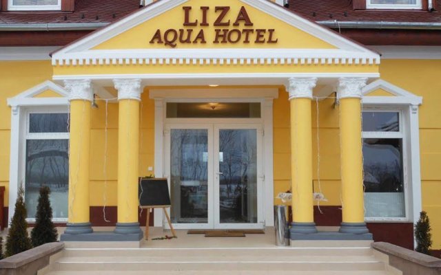 Liza Aqua & Conference Hotel és Fehér Akác Csárda