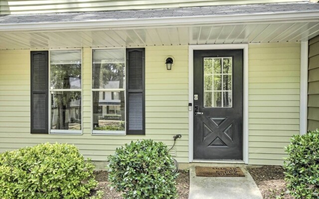 Cary Townhome ~ Walk to Downtown & Breweries!