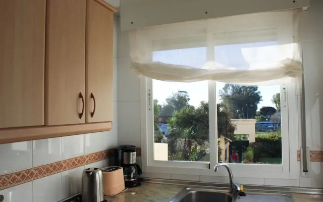 Apartment 10 Minutes Walk From Puerto Banús